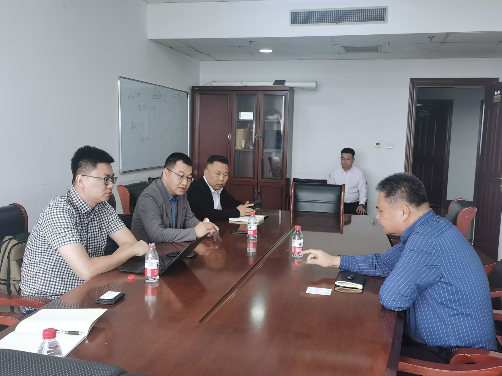 币游国际应邀拜会齐齐哈尔市人民当局